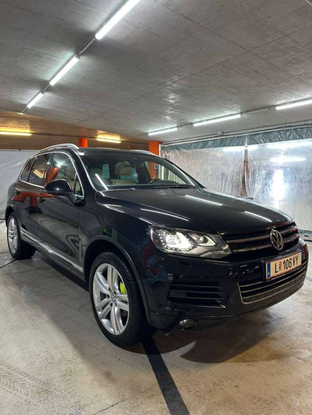 VW Touareg 3.0 V6 Exclusive Line SUV / Geländewagen