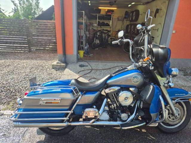 Harley-Davidson Electra Glide Ultra Classic FLT/FLHTUI Tourer