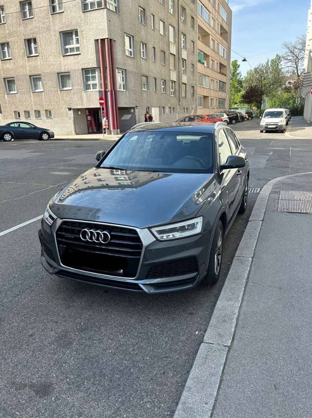 Audi Q3 S-Line SUV / Geländewagen