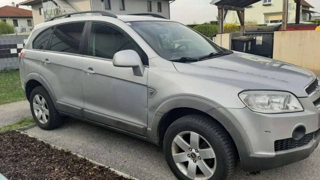 Chevrolet Captiva 2.4 L, 100 KW SUV / Geländewagen