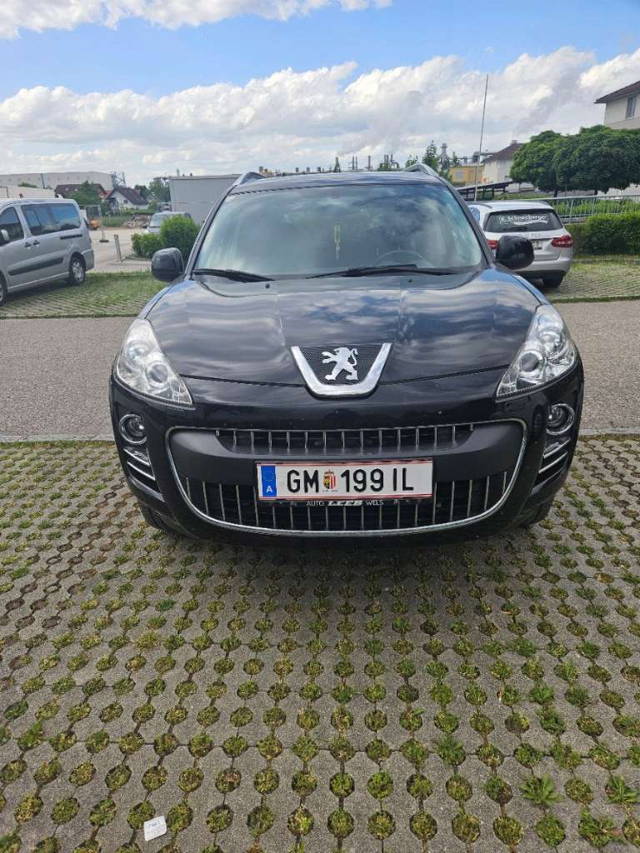 Peugeot 4007 Exclusive 2.2 HDI 4X4 SUV / Geländewagen