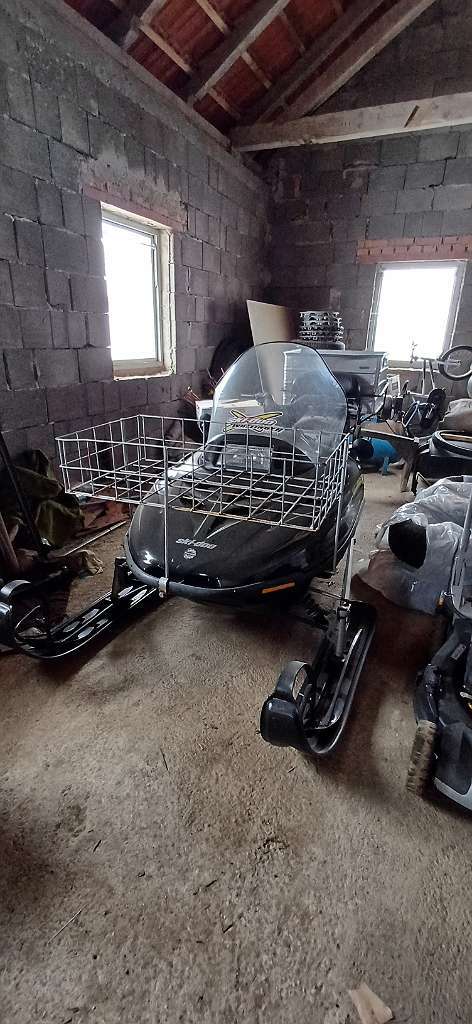 Bombardier Skidoo ROTAX 500F Schneemobil
