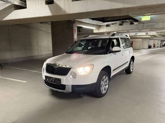 Skoda Yeti 4x4 Twenty Elegance 2,0 TDI CR DPF SUV / Geländewagen