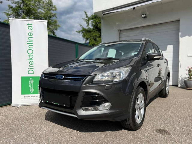Ford Kuga 2,0 TDCi Titanium 4x4 Aut. 1.Besitz SUV / Geländewagen