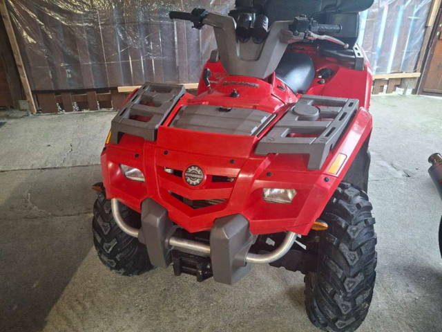 Bombardier Outlander Quad