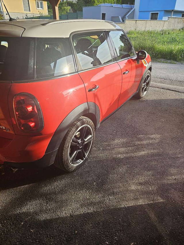 MINI Countryman Cooper SUV / Geländewagen