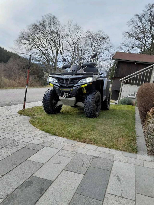 CF-Moto CForce Quad