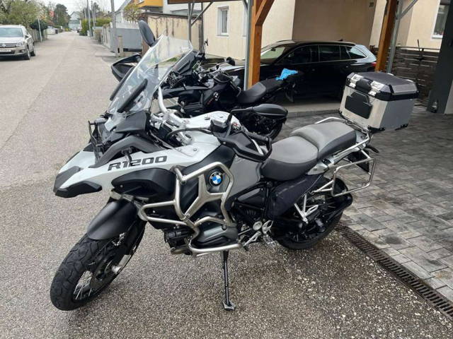 BMW R 1200 GS Adventure Tourer