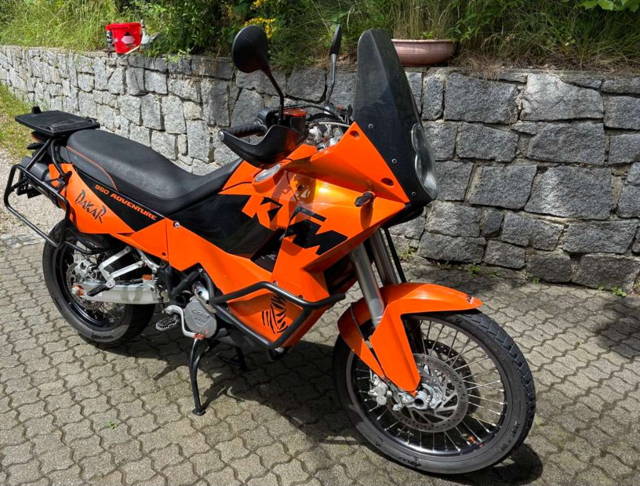 KTM 950 Adventure Tourer