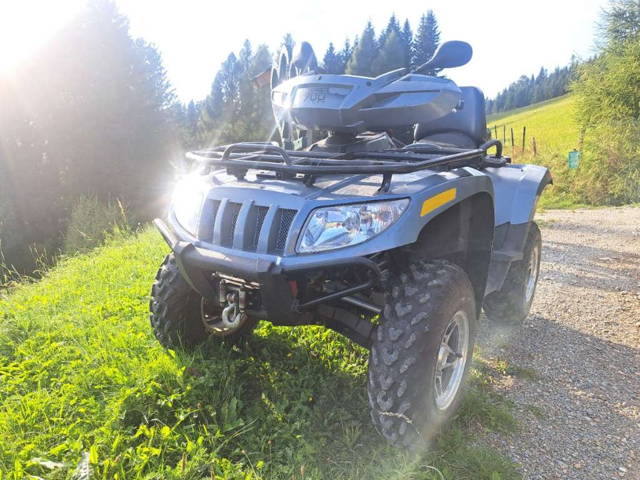 Arctic Cat 700 EFI TRV Quad