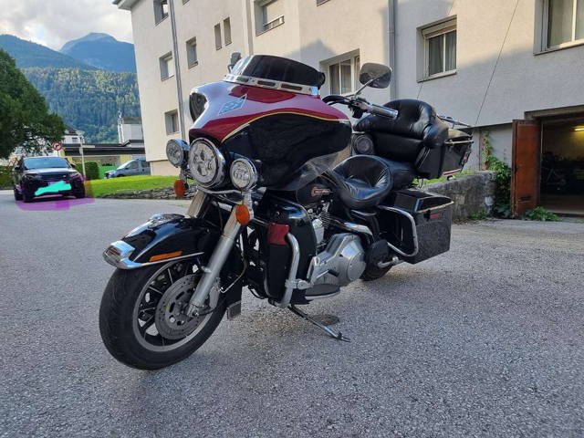 Harley-Davidson HD  FLHXSE Tourer