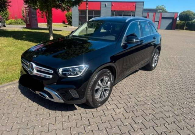 Mercedes-Benz GLC-Klasse 220d 4 Matic Panorama Navi 360° SUV / Geländewagen