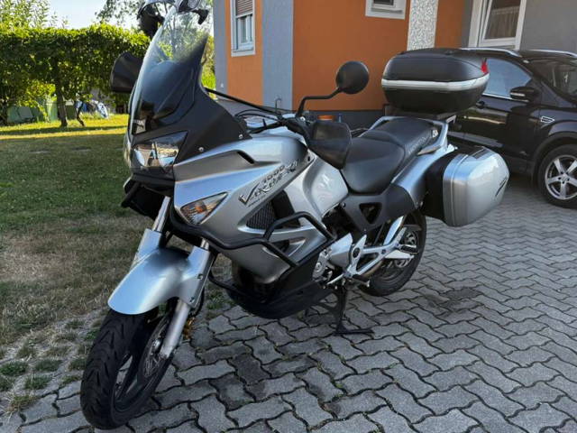 Honda Varadero 1000 ABS Tourer