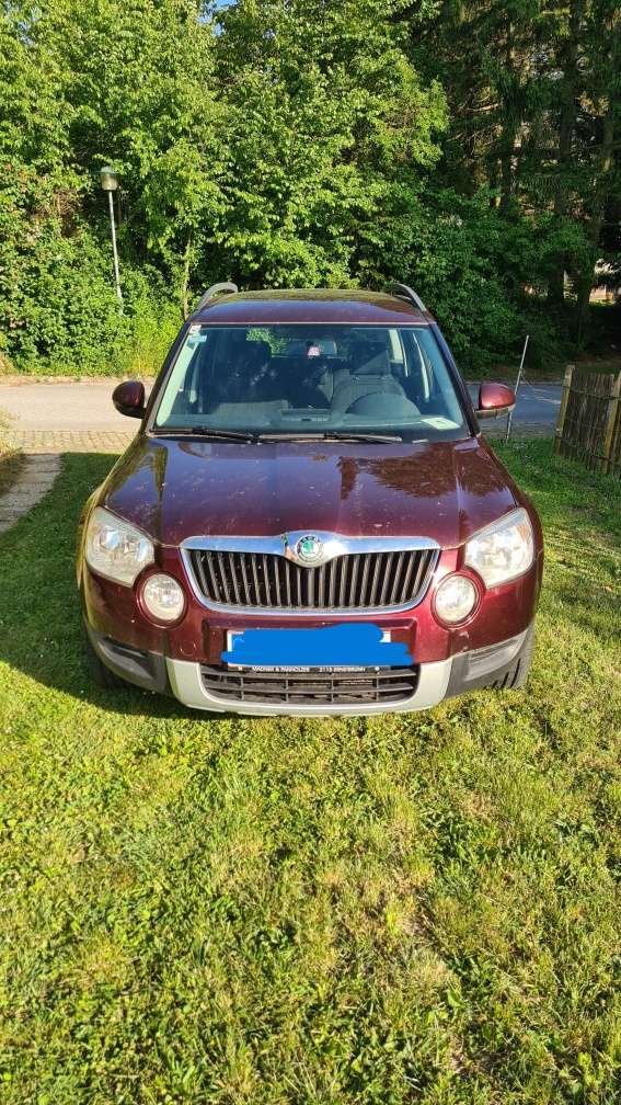 Skoda Yeti 4x4 Active 2,0 TDI CR DPF SUV / Geländewagen