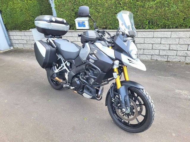 Suzuki V-Strom 1050 ABS  NEUWERTIG Absoluter TOP Zustand Enduro
