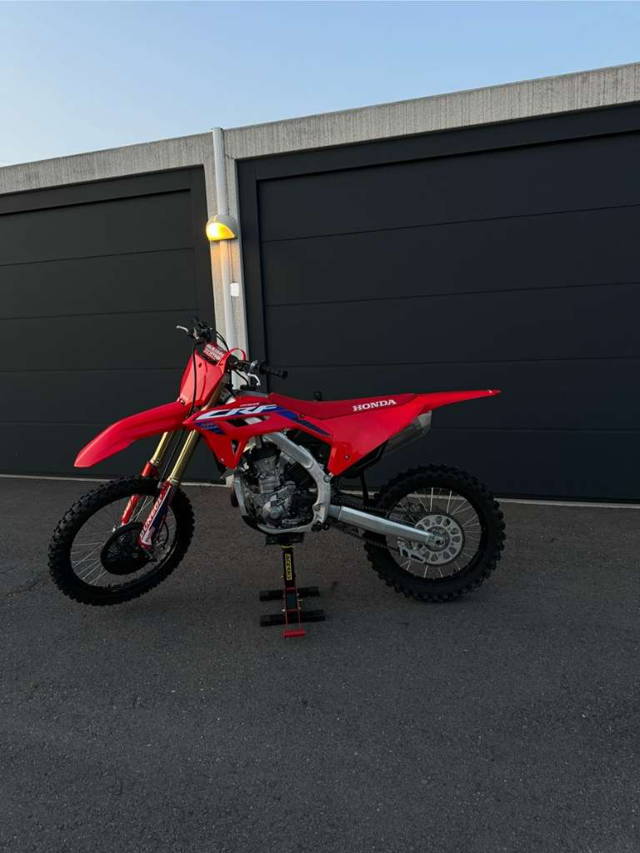 Honda CRF 250R Motocross