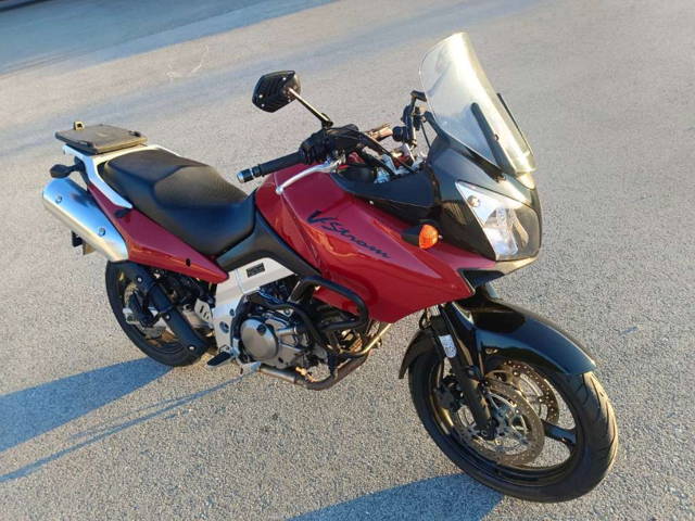 Suzuki V-Strom DL 650 Tourer