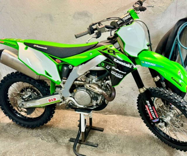 Kawasaki KX 450 / 2022 Motocross