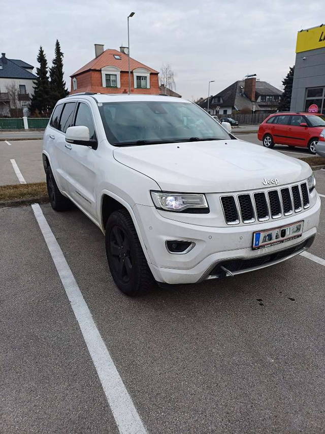 Jeep Grand Cherokee 3,0 V6 CRD Overland ( MOTORSCHADEN !! ) VB SUV / Geländewagen