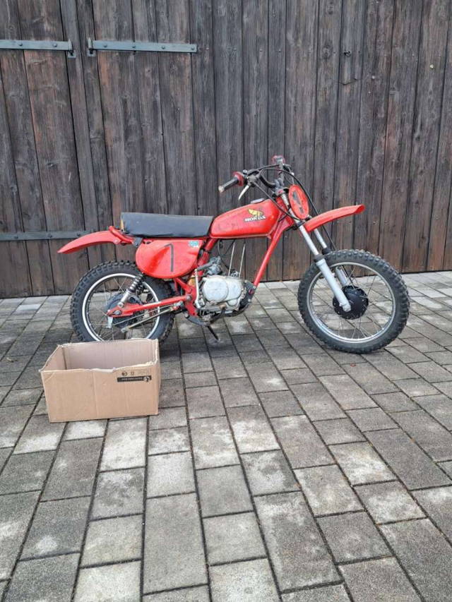 Honda XR 75 Motocross