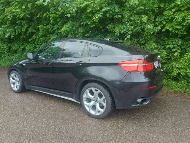 (reserviert) BMW X6 xDrive35d Österreich-Paket Aut. SUV / Geländewagen