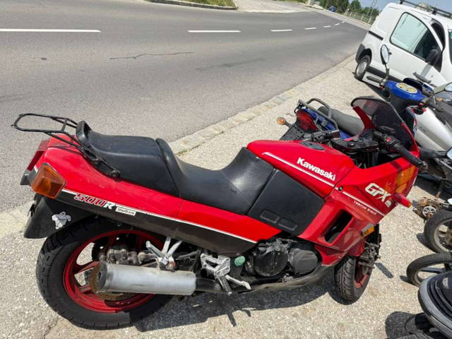 Kawasaki GPX 500 Tourer