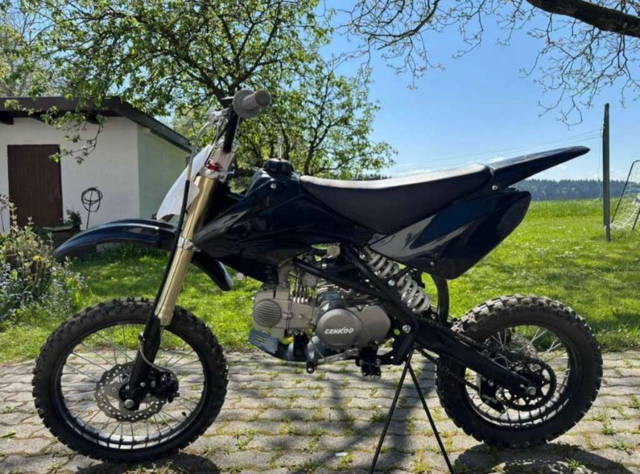 Cenkoo Motocross