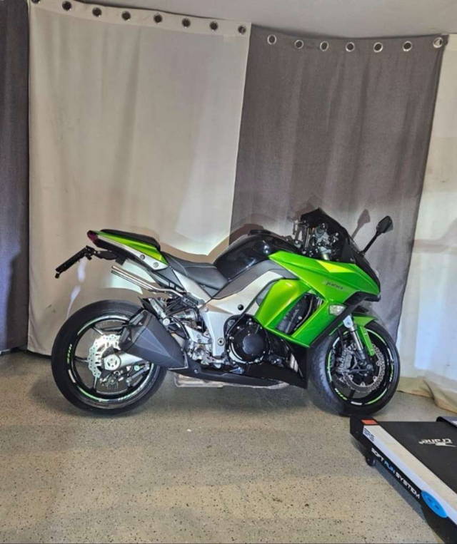 Kawasaki Ninja Kawasaki Z 1000 SX Tourer