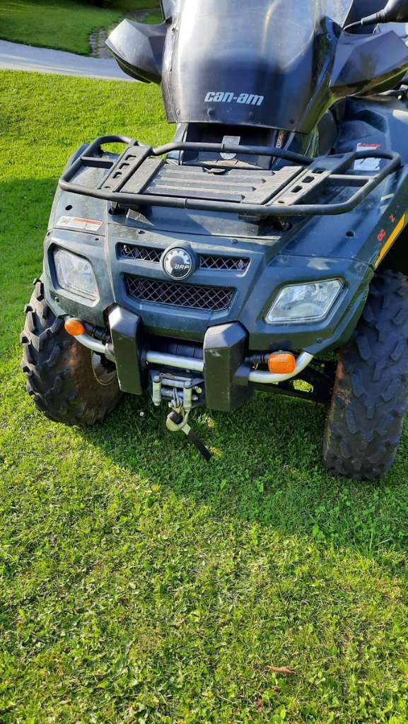 Can-Am Outlander 650 Quad
