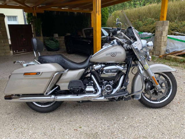 Harley-Davidson Road King FLHR Tourer
