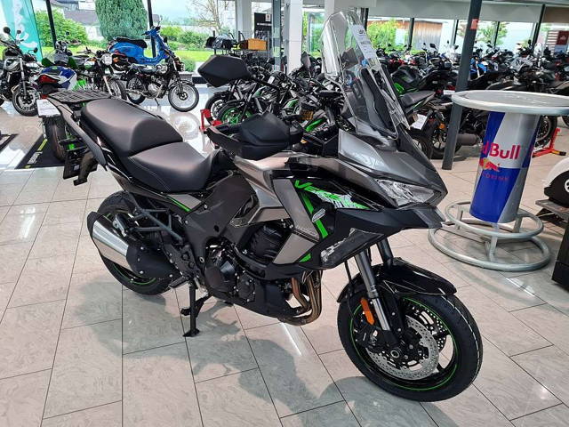 Kawasaki Versys 1100 SE Neufahrzeug Tourer