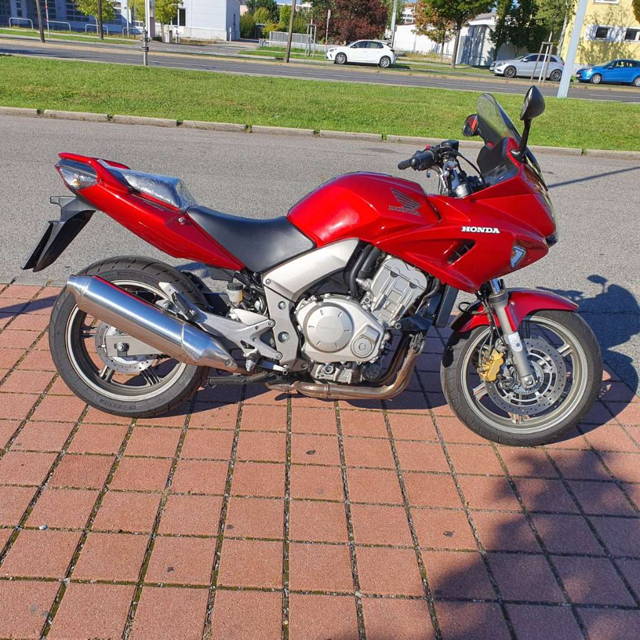 Honda CBF Tourer