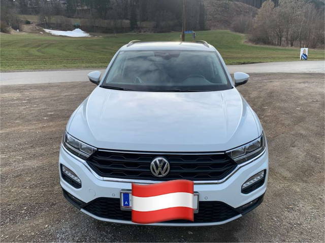 VW T-Roc 1,0 / 85kw SUV / Geländewagen