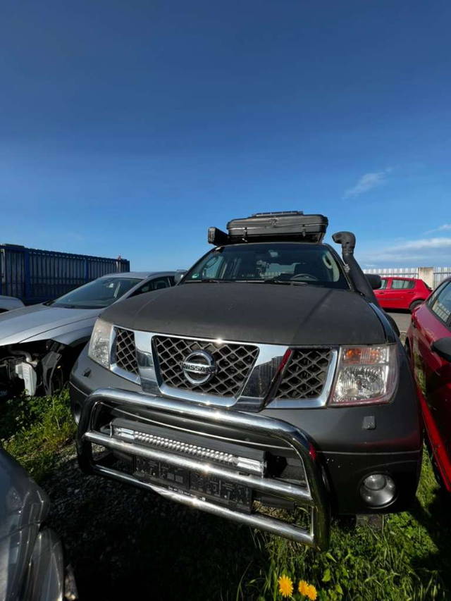 Nissan Pathfinder 2,5 DCI (Motorschaden) SUV / Geländewagen