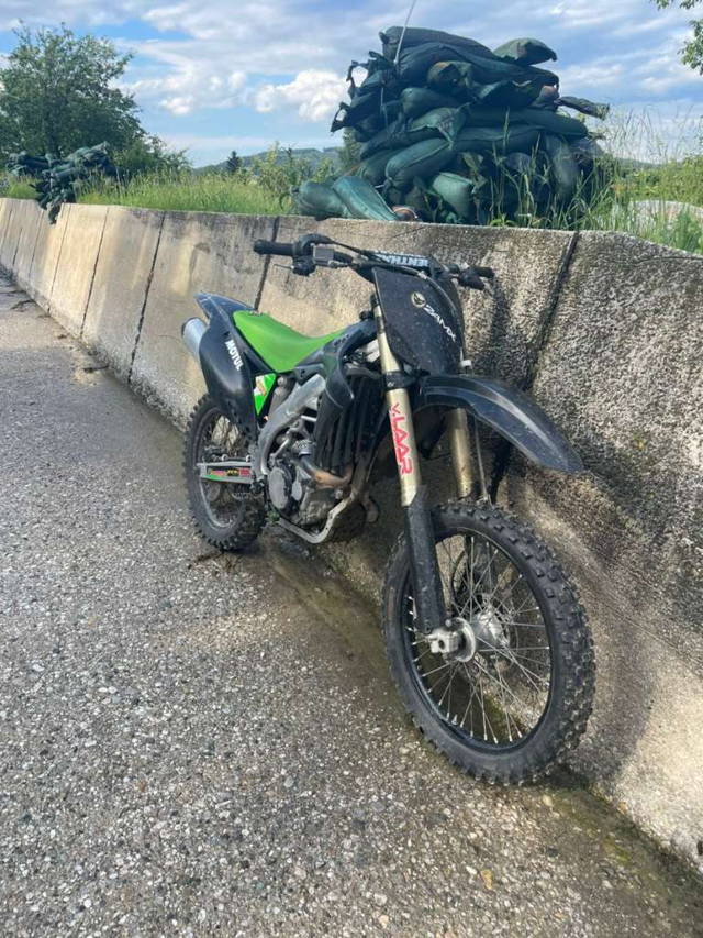 Kawasaki KX Kawasaki KX450F Motocross