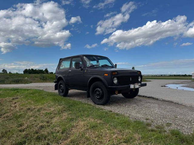 Lada Taiga Niva 4X4 SUV / Geländewagen