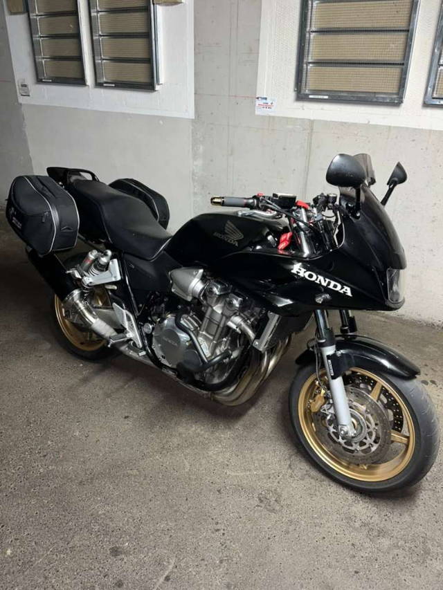 Honda CB 1300SA Tourer