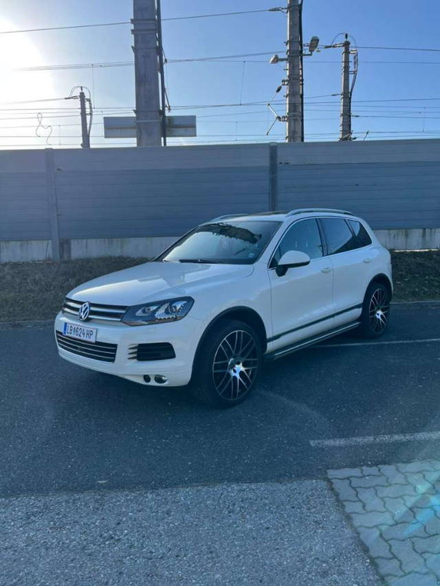VW Touareg SUV / Geländewagen