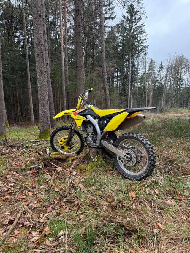 Suzuki RM z Motocross