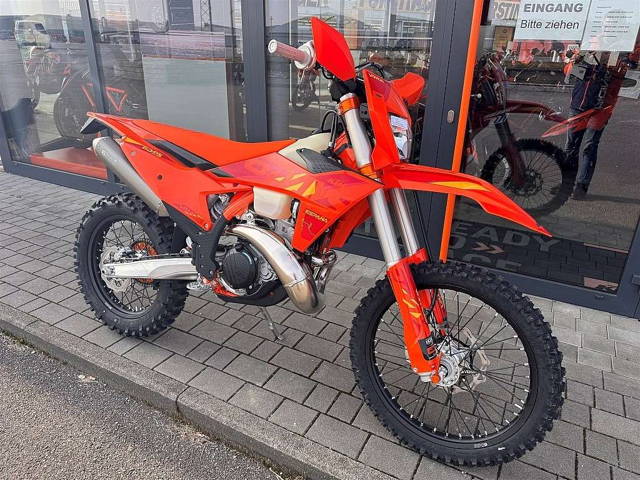 KTM 300 EXC SIX DAYS Season Opening Promotion 2025,... Enduro