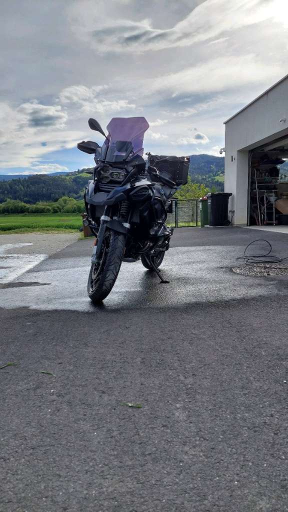 BMW R 1250 GS Adventure mit Kofferset Tourer