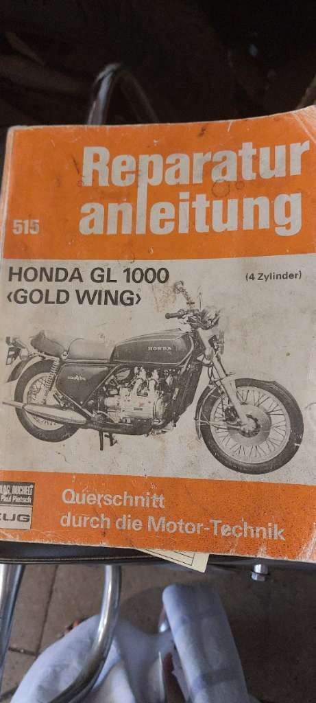 Honda Goldwing GL1000 Tourer