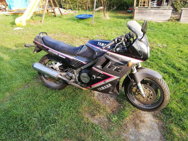 Yamaha FZ Genesis FZ 750 Tourer