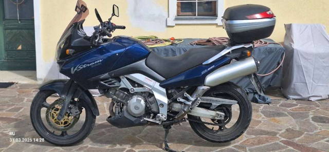 Suzuki V-Strom DL 1000 Enduro