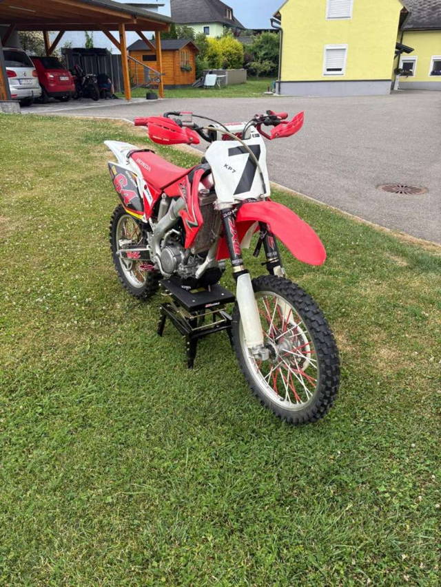 (reserviert) Honda CRF 250R Motocross