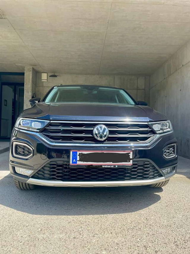VW T-Roc 1,5 TSI ACT Design DSG SUV / Geländewagen