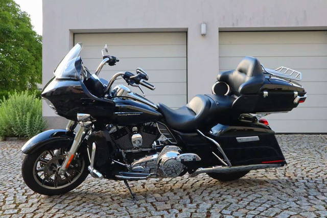 Harley-Davidson Road Glide Ultra FLTRU Tourer