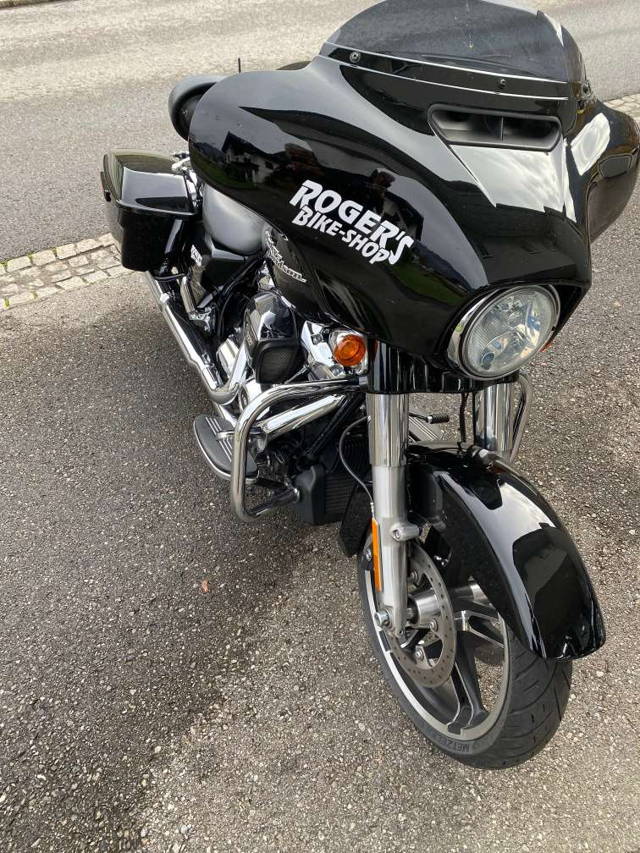 Harley-Davidson Street Glide FLHXS Tourer