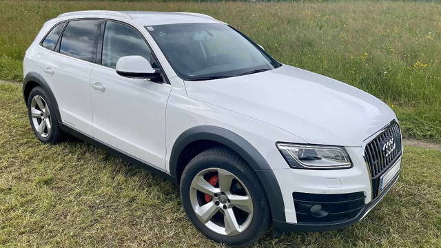 Audi Q5 2,0 TDI quattro Sport S-tronic Offroad Edition SUV / Geländewagen