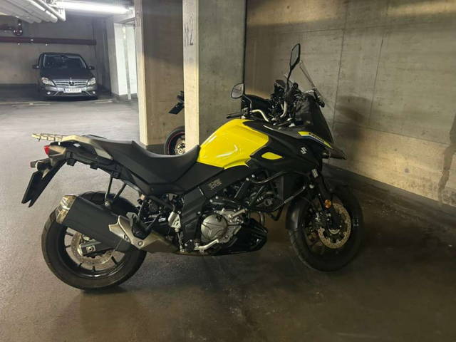 Suzuki V-Strom DL 650 Tourer